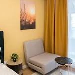 Plaza 229 아파트