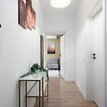 Plaza 229 * 부쿠레슈티