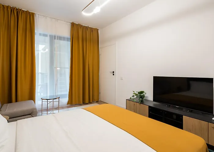 Apartmán Plaza 229 *